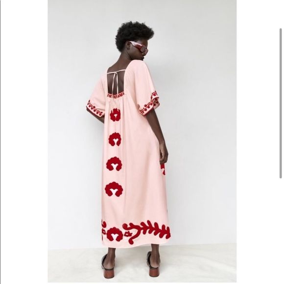 NWT Zara limited edition embroidered dress - Picture 15 of 16